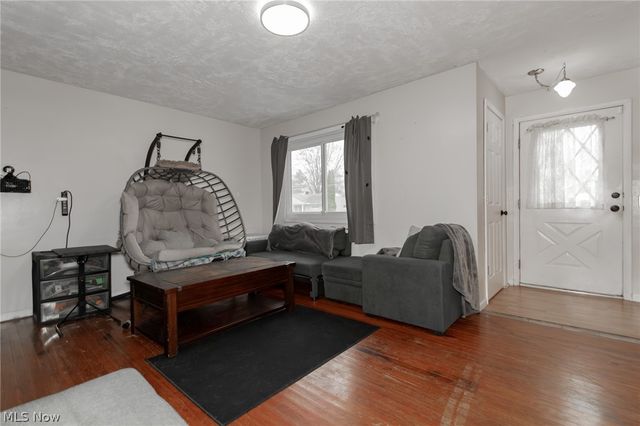 7165 Anthony Court, Madison, OH 44057