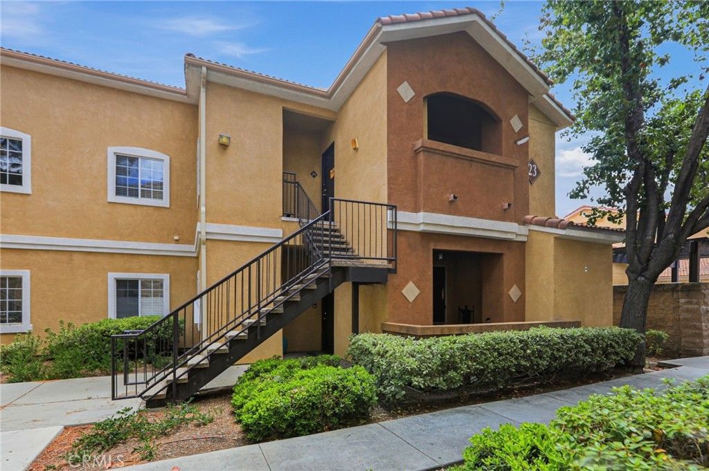 Image 1 of property listing at 24909 Madison, Murrieta, CA 92562