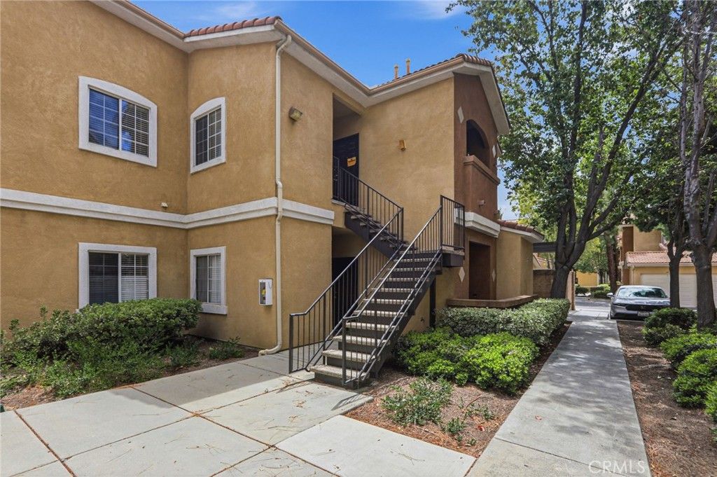 Image 2 of property listing at 24909 Madison, Murrieta, CA 92562