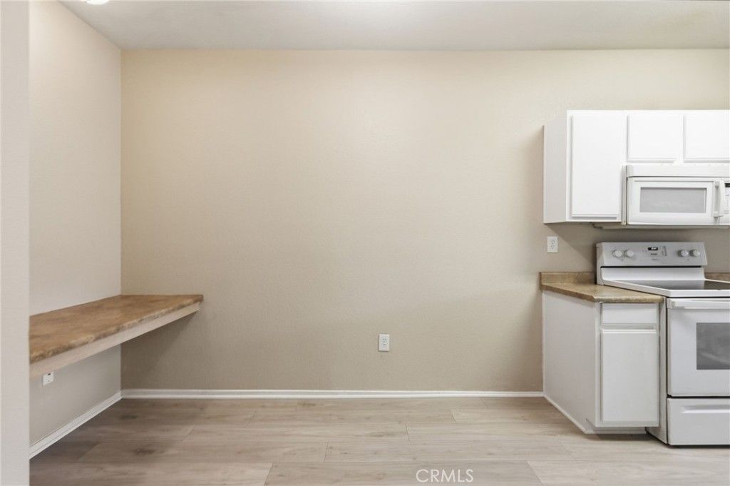 Image 31 of property listing at 24909 Madison, Murrieta, CA 92562