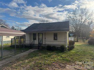 2885 Fair Oaks Drive, Gastonia, NC 28054