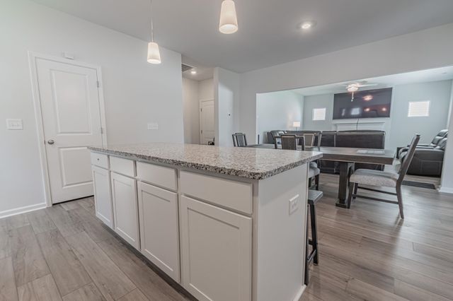 180 Wagner Cir., Conway, SC 29526