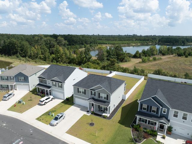 180 Wagner Cir., Conway, SC 29526