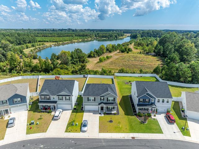 180 Wagner Cir., Conway, SC 29526