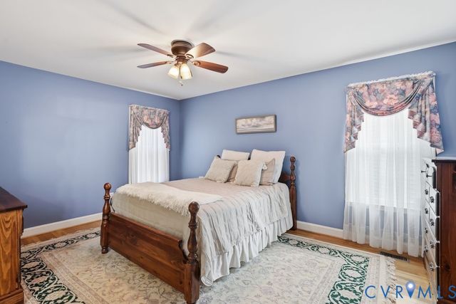 124 Kennon Pointe Ct, Colonial Heights, VA 23834