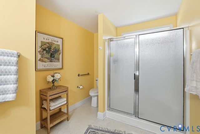 124 Kennon Pointe Ct, Colonial Heights, VA 23834