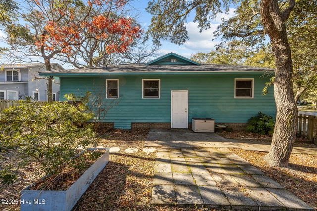 103 Throckmorton Street, Oak Island, NC 28465