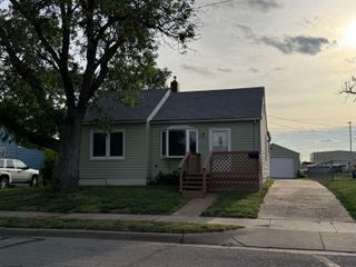 532 Montrose St., Salina, KS 67401