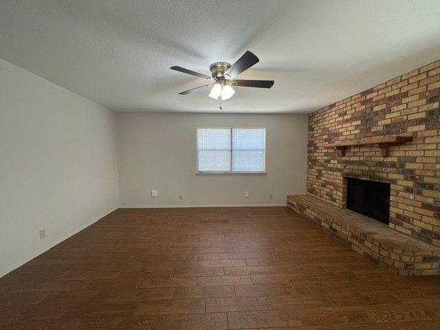 7536 Meadowlark Lane N, Watauga, TX 76148