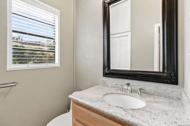 10011 Southwell Road, San Antonio, TX 78240