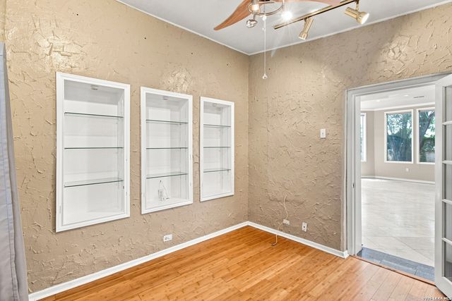 10011 Southwell Road, San Antonio, TX 78240