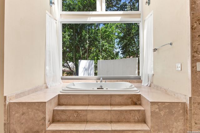 10011 Southwell Road, San Antonio, TX 78240