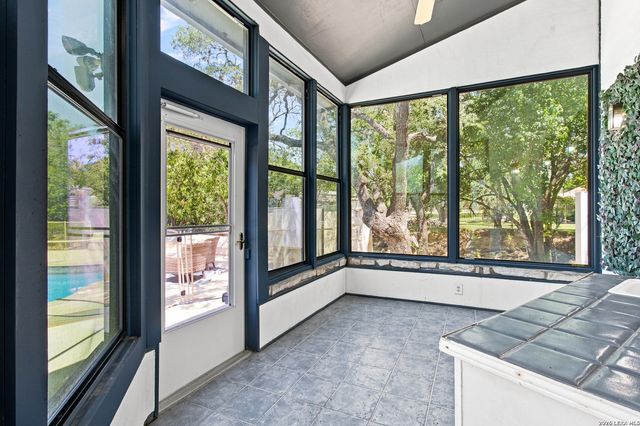 10011 Southwell Road, San Antonio, TX 78240