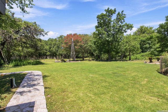 10011 Southwell Road, San Antonio, TX 78240
