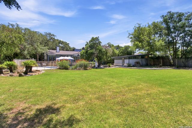 10011 Southwell Road, San Antonio, TX 78240
