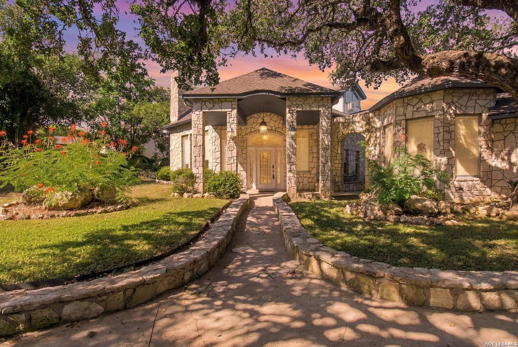 10011 Southwell Road, San Antonio, TX 78240