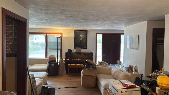 10 Isleib Road, Marlborough, CT 06447