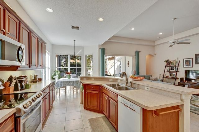 4381 REFLECTIONS PARKWAY, Sarasota, FL 34233