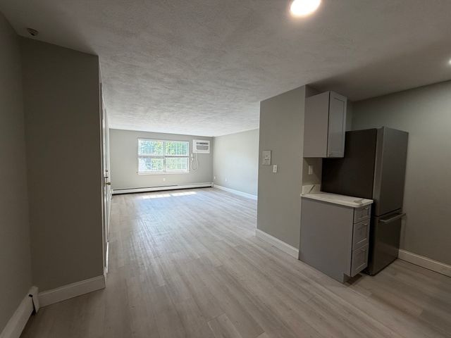 32 Bradford Street 17, Concord, MA 01742
