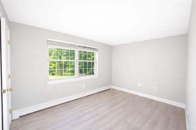 32 Bradford Street 17, Concord, MA 01742