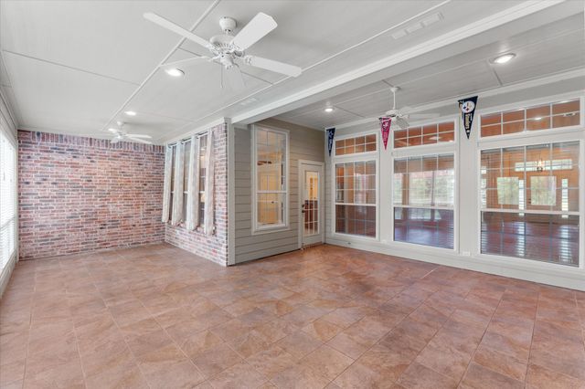 11240 Marsh Wren Circle, Flint, TX 75762