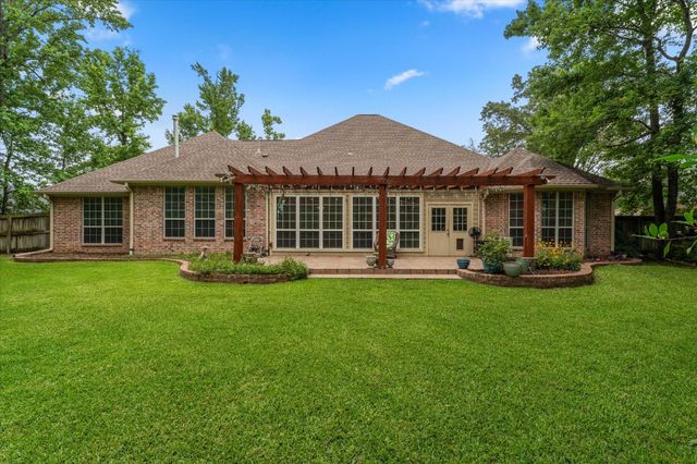 11240 Marsh Wren Circle, Flint, TX 75762