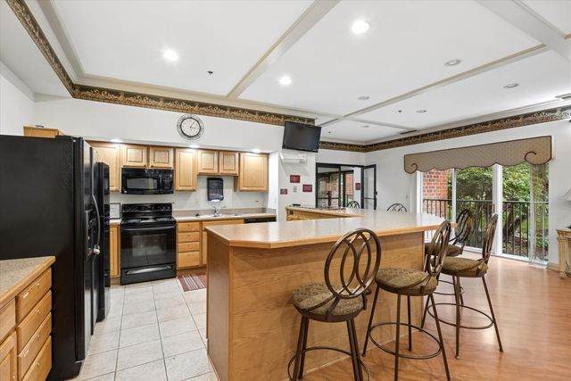 1 Bloomingdale Place 502, Bloomingdale, IL 60108