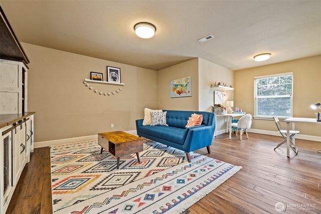7018 100th Street E, Puyallup, WA 98373