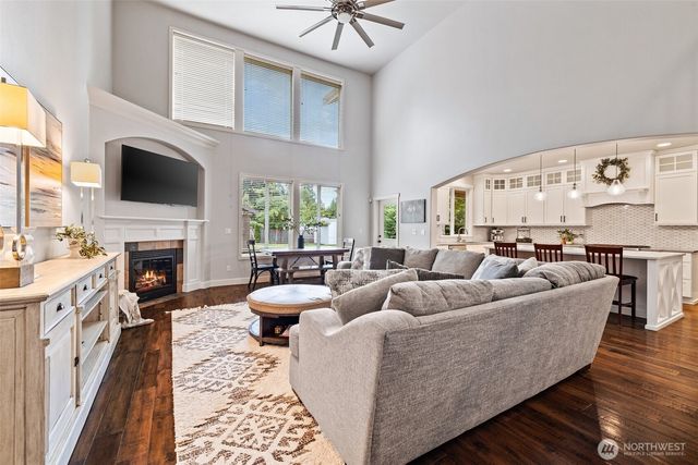 7018 100th Street E, Puyallup, WA 98373