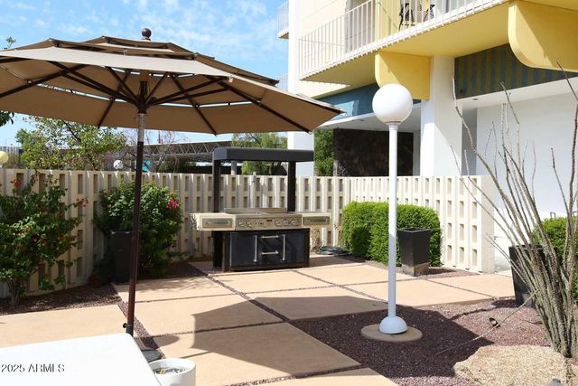 207 W CLARENDON Avenue A2, Phoenix, AZ 85013