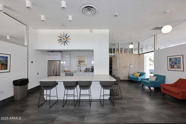 207 W CLARENDON Avenue A2, Phoenix, AZ 85013