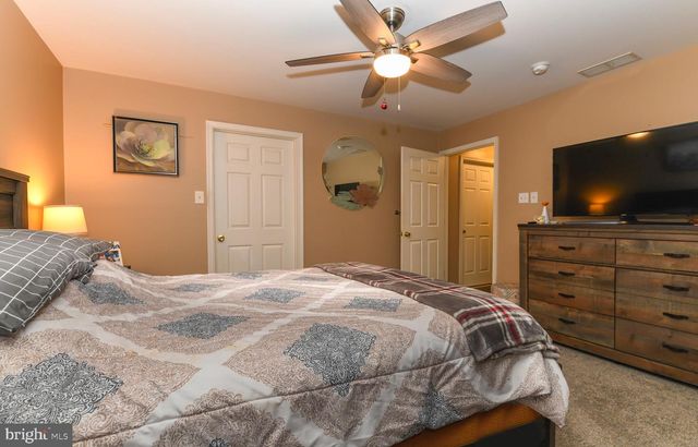 1433 TRISTRAM CIR, Mantua, NJ 08051