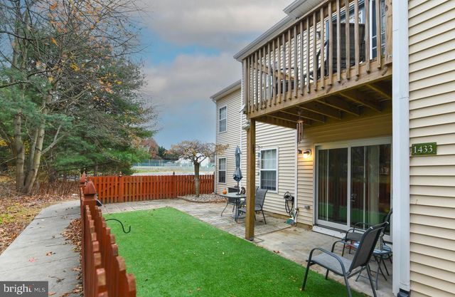 1433 TRISTRAM CIR, Mantua, NJ 08051