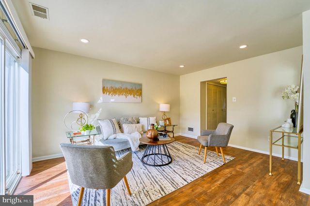 253 WILLOW TER, Sterling, VA 20164