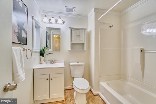 253 WILLOW TER, Sterling, VA 20164