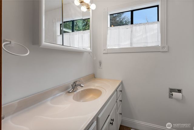 2509 College Street SE, Lacey, WA 98503