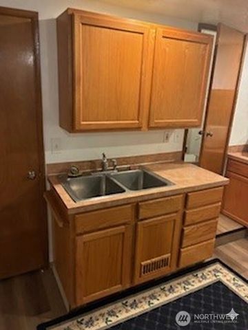 2509 College Street SE, Lacey, WA 98503