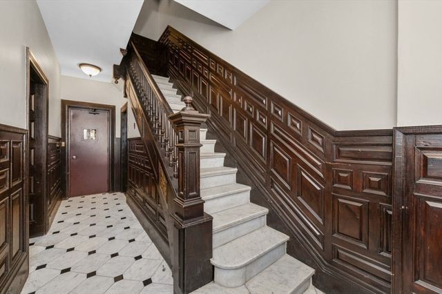 261 Beacon St 21, Boston, MA 02116