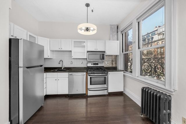 261 Beacon St 21, Boston, MA 02116