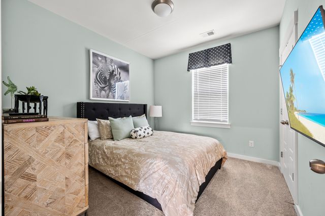 1663 Indy Drive, North Charleston, SC 29405