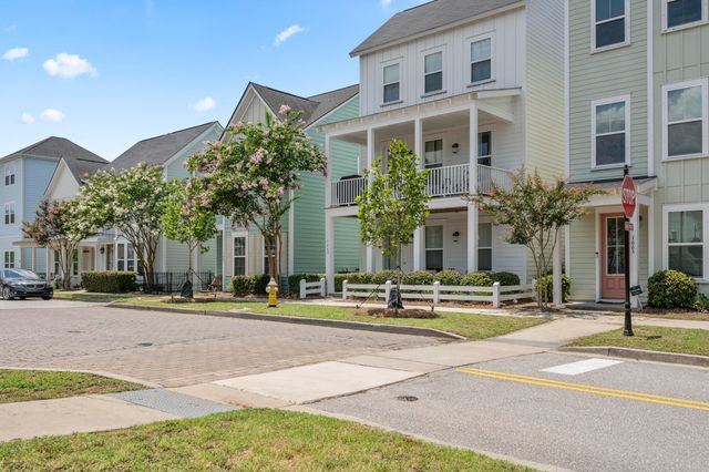 1663 Indy Drive, North Charleston, SC 29405