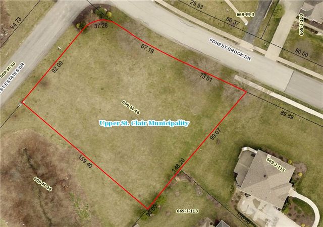 400 Forest Estates Dr, Upper St Clair, PA 15241