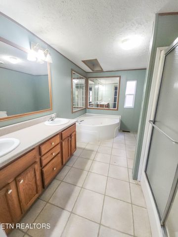 616 Lewallen Court, Knoxville, TN 37914