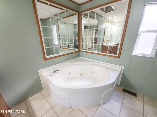 616 Lewallen Court, Knoxville, TN 37914