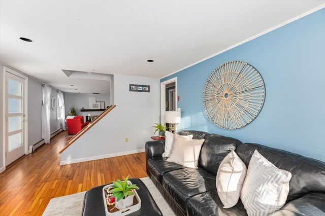 71 Mountain View Drive, Peterborough, NH 03458