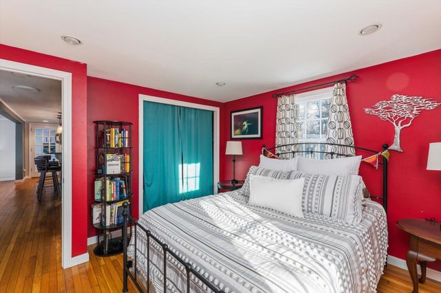 71 Mountain View Drive, Peterborough, NH 03458