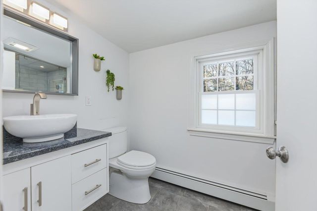 71 Mountain View Drive, Peterborough, NH 03458