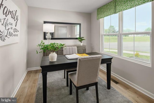 110 EAGLE DR, Gettysburg, PA 17325