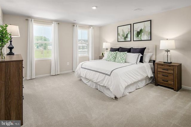 110 EAGLE DR, Gettysburg, PA 17325