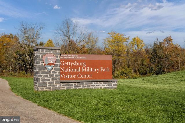 110 EAGLE DR, Gettysburg, PA 17325